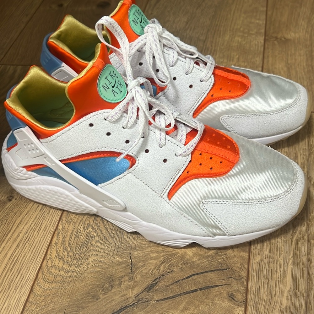 Nike